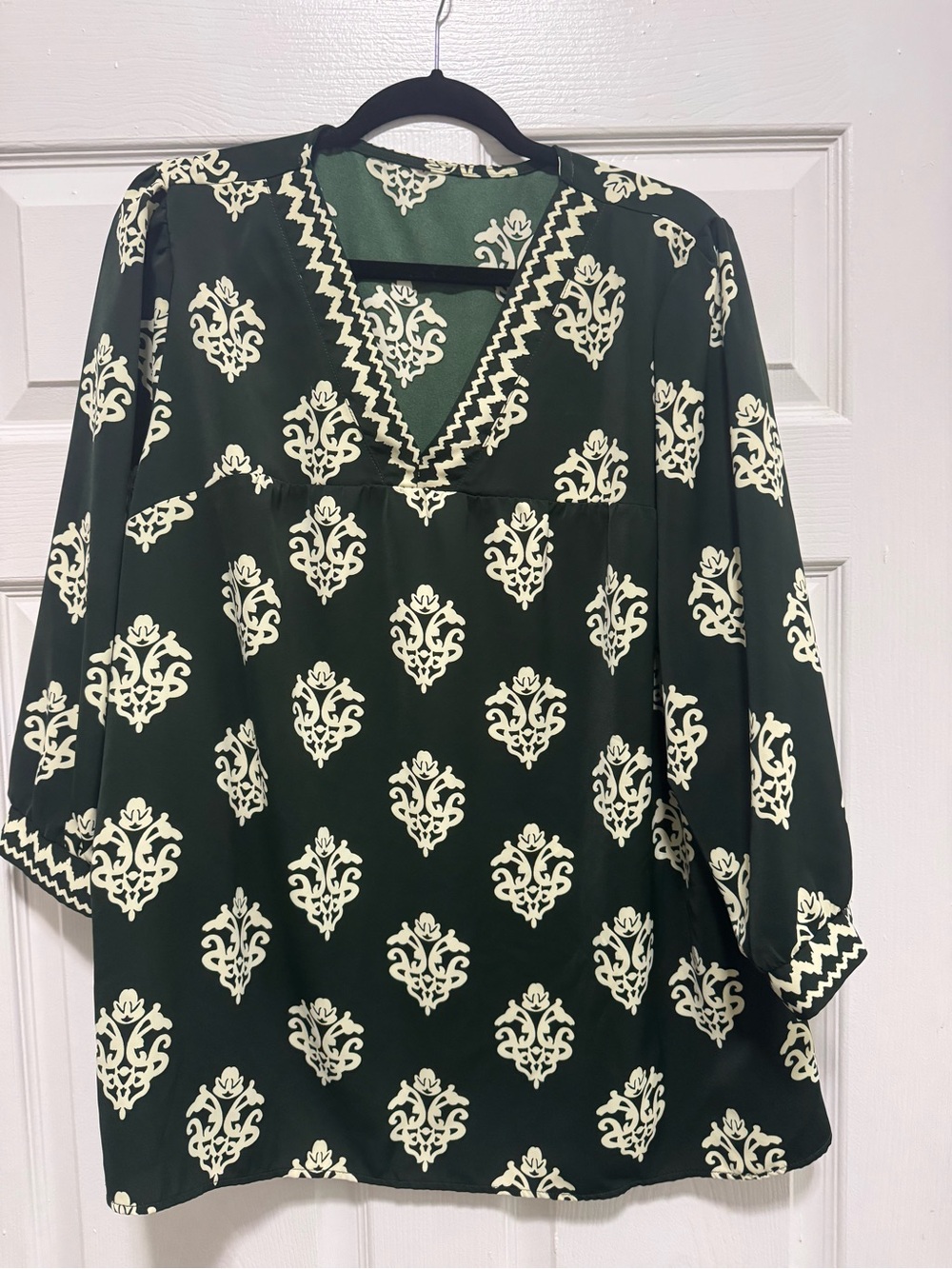 Amazon Dark Green and Cream Printed V-Neck Tunic